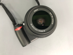 Nikon D60 + Kit AF-S 18-55mm G VR