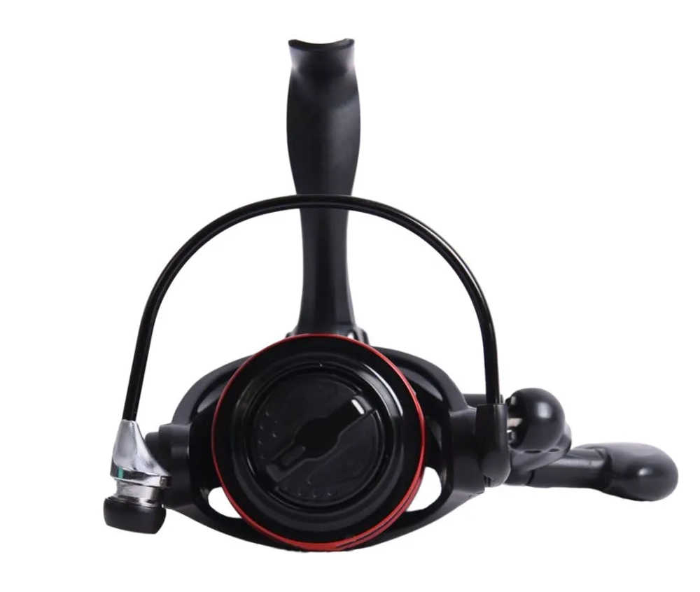 Катушка безынерционная с байтраннером Black Side Pro Feeder 3000CDS