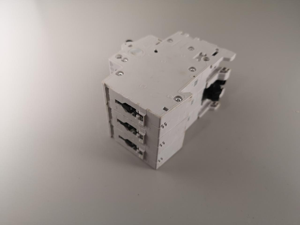 ABB S203 C13 Выключатель автоматический 2CDS253001R0134