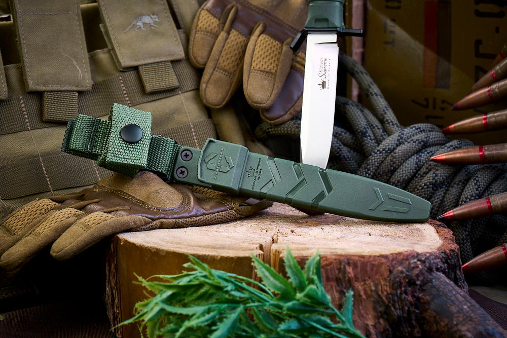 Тактический нож Combat AUS-8 StoneWash Olive