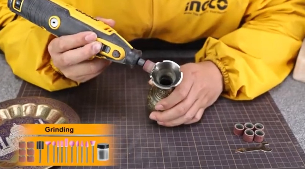 Гравер электрический с гибким валом INGCO MG13328 130 Вт