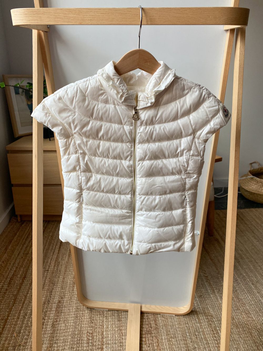 Жилет Moncler, 110
