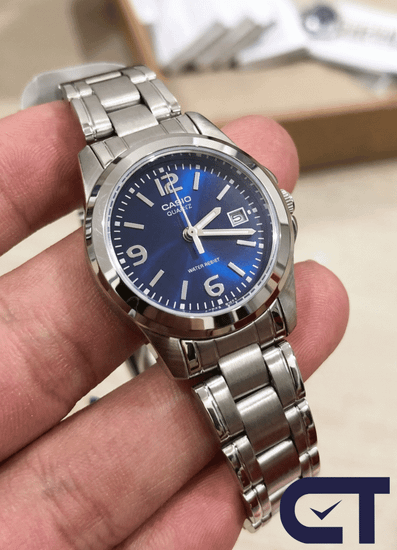 Casio LTP-1215A-2A — женские часы с синим циферблатом