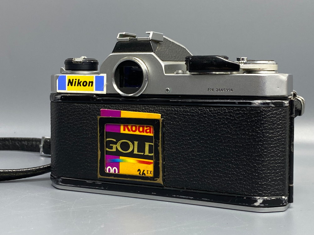 Nikon FM — нерабочий