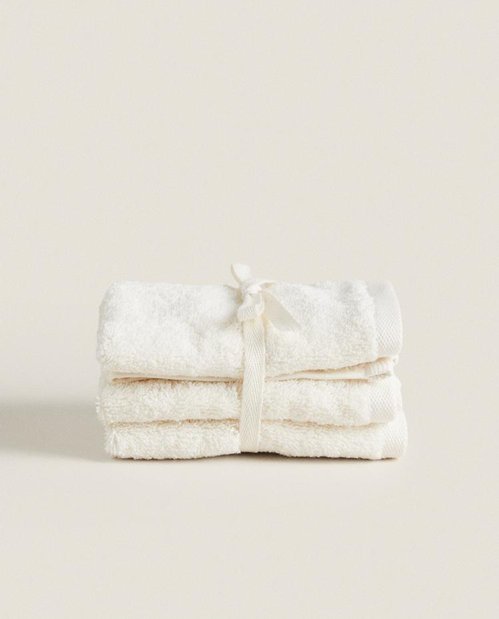 ZARA HOME ПОЛОТЕНЦЕ ИЗ ХЛОПКА ВЫСШЕГО КАЧЕСТВА (НАБОР ИЗ 3 ШТ), ЦЕТ СЛОНОВОЙ КОСТИ