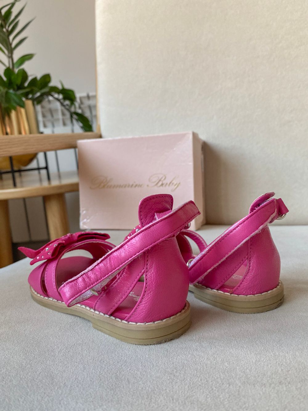 Новые босоножки Blumarine Baby, 25