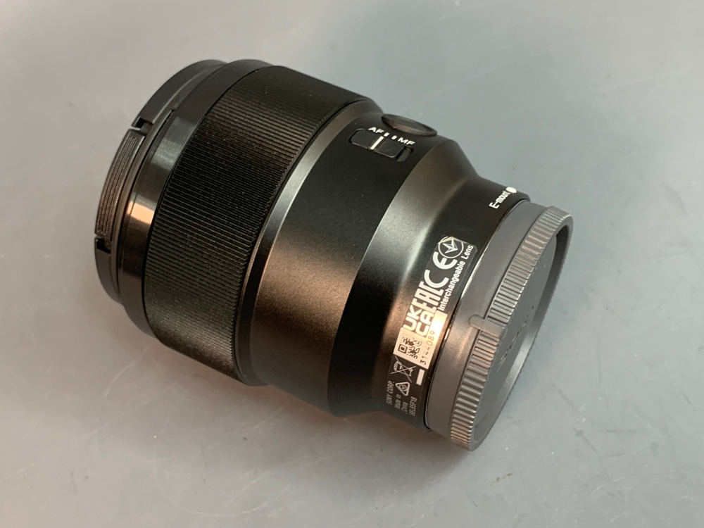 Sony FE 85mm 1.8 SEL85F18