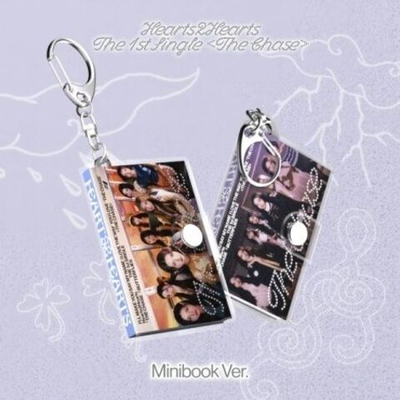 Альбом HEARTS2HEARTS - THE CHASE 1st Single Album SMART ALBUM MINI BOOK RANDOM Version
