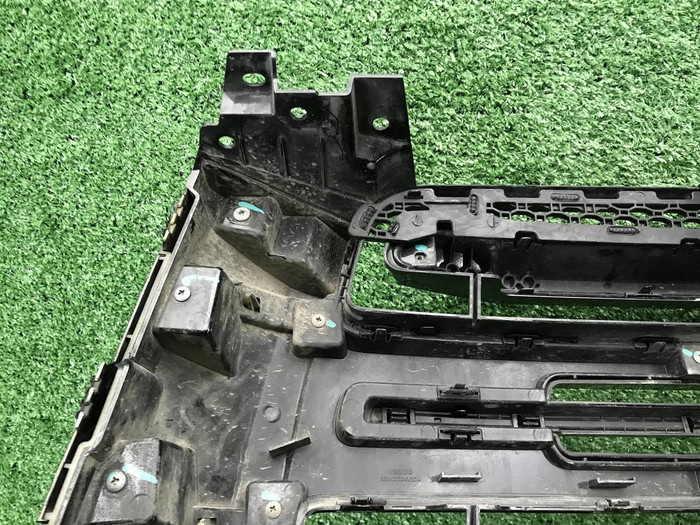 Решетка радиатора Tank 500 (2021-н.в.)
