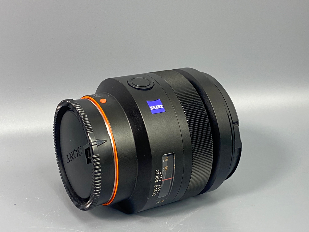 Sony Carl Zeiss Planar T* 85mm 1.4 ZA SAL-85F14Z