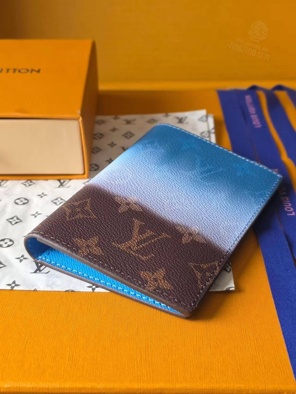 Обложка для паспорта Louis Vuitton