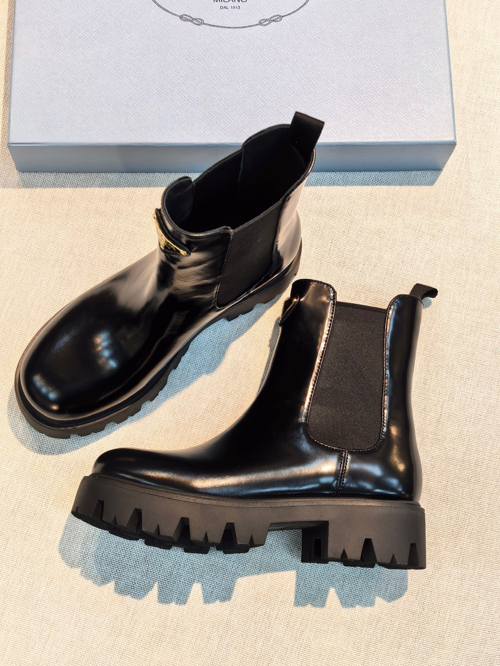 Ботинки Prada