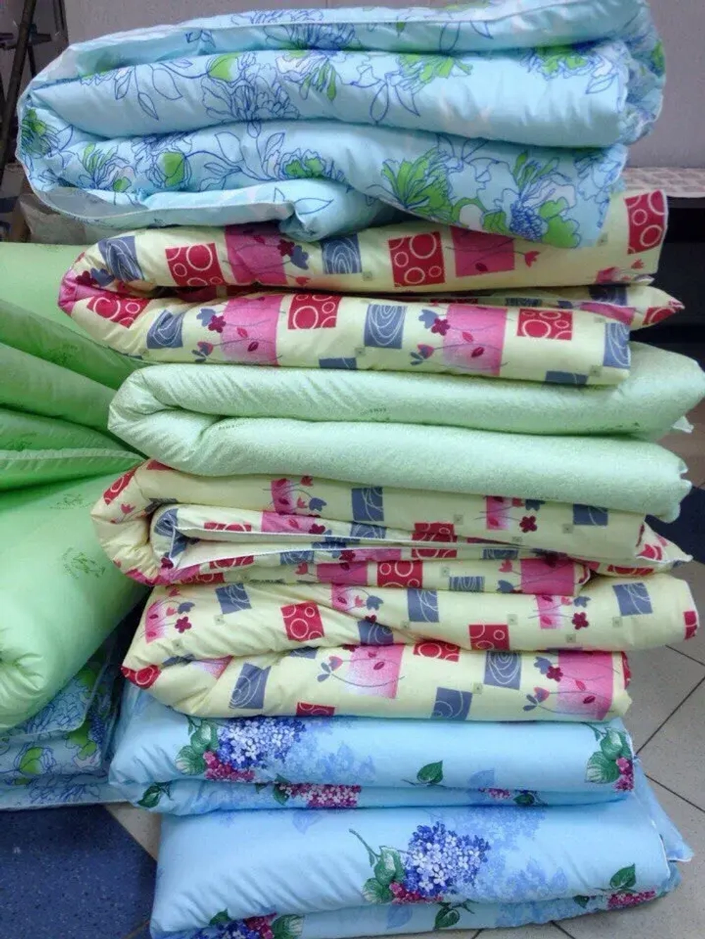 Одеяло всесезонное "Термофайбер РБ (бязь)" 300 гр/м2 1.5 сп (разные расцветки)