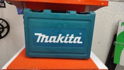 Перфоратор сетевой SDS-plus Makita HR 2470, 780 Вт, 2.7 Дж