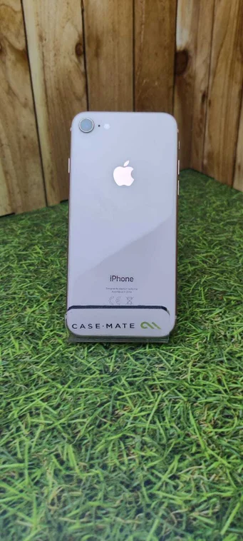 Смартфон Apple iPhone 8 64/Gb золотой (Витринный)