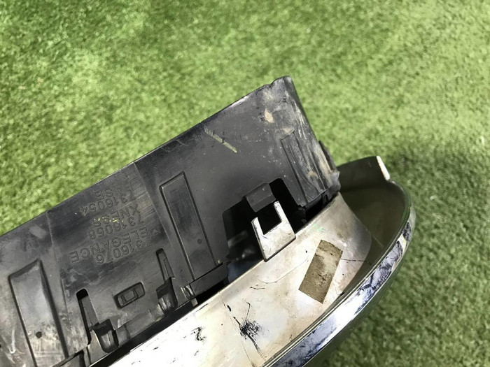 Решетка радиатора правая BMW X5 F15 X6 F16 (2013-2018)