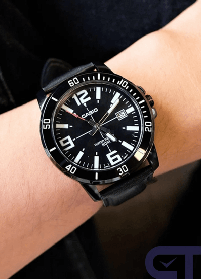 Casio MTP-VD01BL-1B — мужские наручные часы