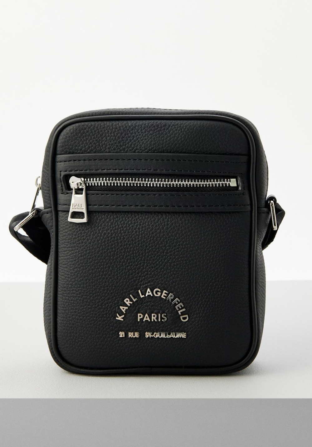 Сумка LAGERFELD 815409 черный кожа