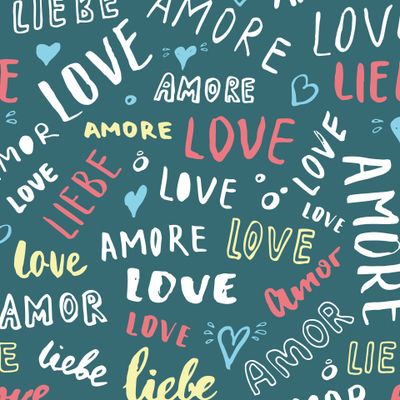 Love леттеринг на темном фоне