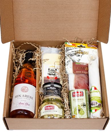 Подарочный набор Вкусная встреча с розовым вином