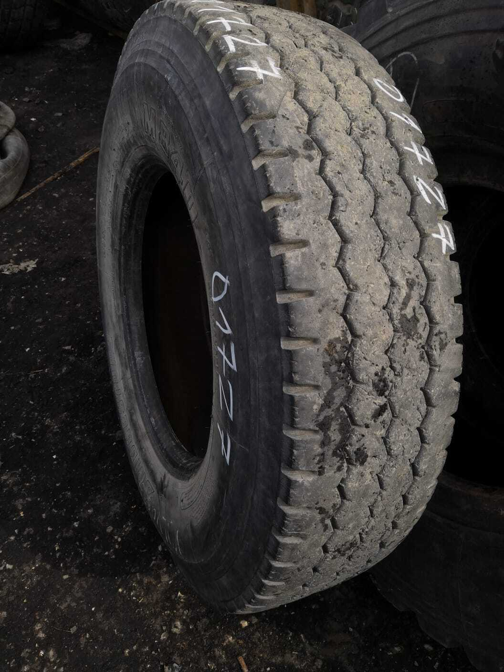 315/80R22.5 Bridgestone M840 шина б/у