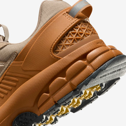 Кроссовки женские NIKE W NIKE ZOOM VOMERO ROAM
