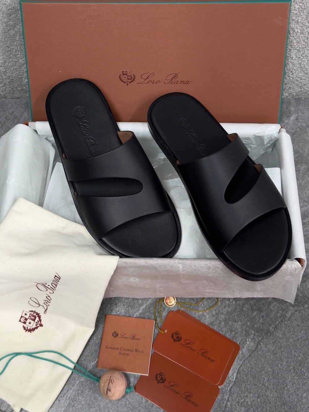 Шлепанцы Loro Piana