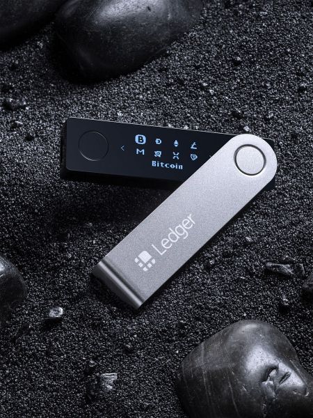 Аппаратный криптовалютный кошелёк Ledger Nano X, Черный | Black