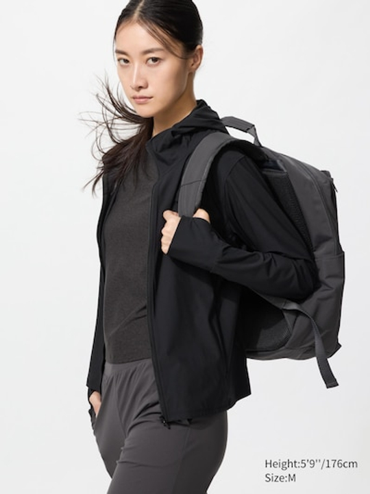 UNIQLO Легкая куртка AIRism Ultra-stretch с защитой от УФ-излучения, черный