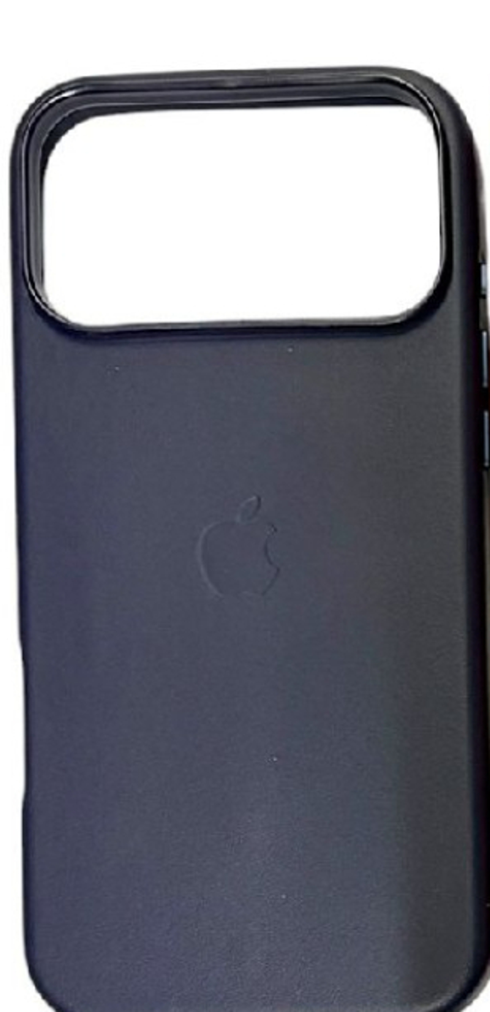 Чехол из натуральной кожи с MagSafe с кнопкой для iPhone 17 PRO