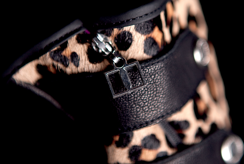 Мотоперчатки - ICON 1000 CATWALK LEOPARD (женские)