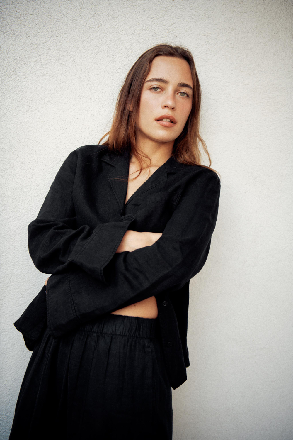 РУБАШКА ИЗ 100% ЛЬНА С КАРМАНОМ — ZW COLLECTION — ZARA