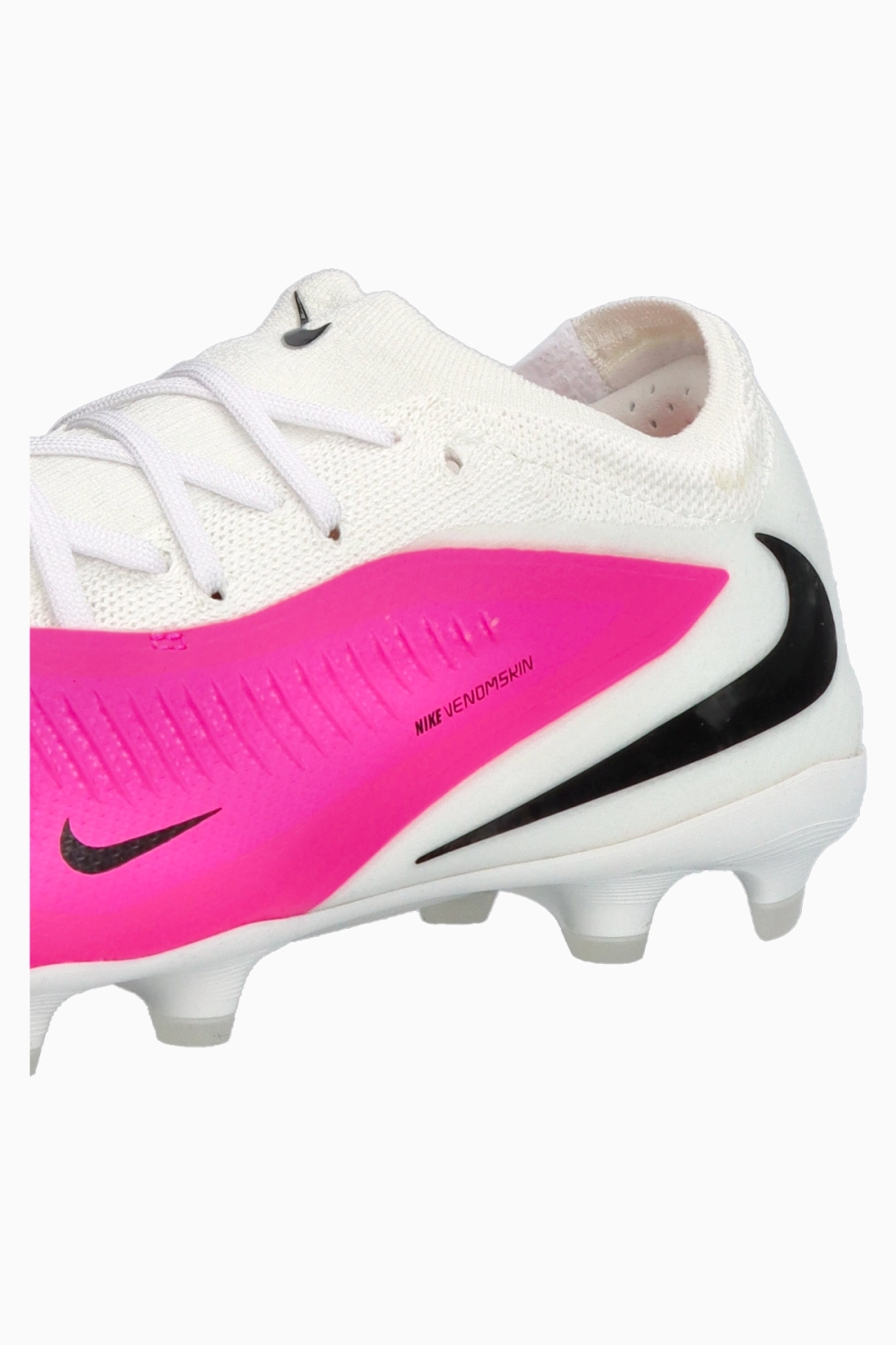 Бутсы Nike Phantom 6 Low Pro FG/MG Junior - розовый