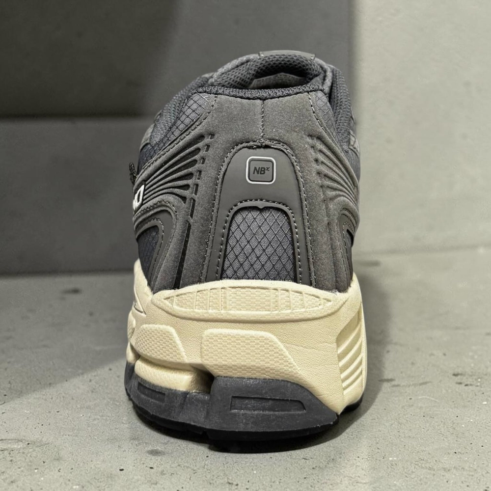 New Balance 740 Thinsulate Gore-Tex • Grey Beige