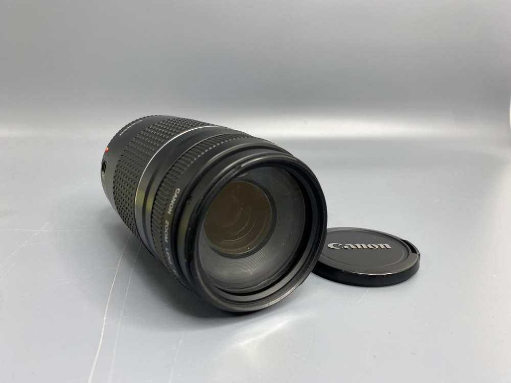 Canon EF 75-300mm 4-5.6 III Царапка