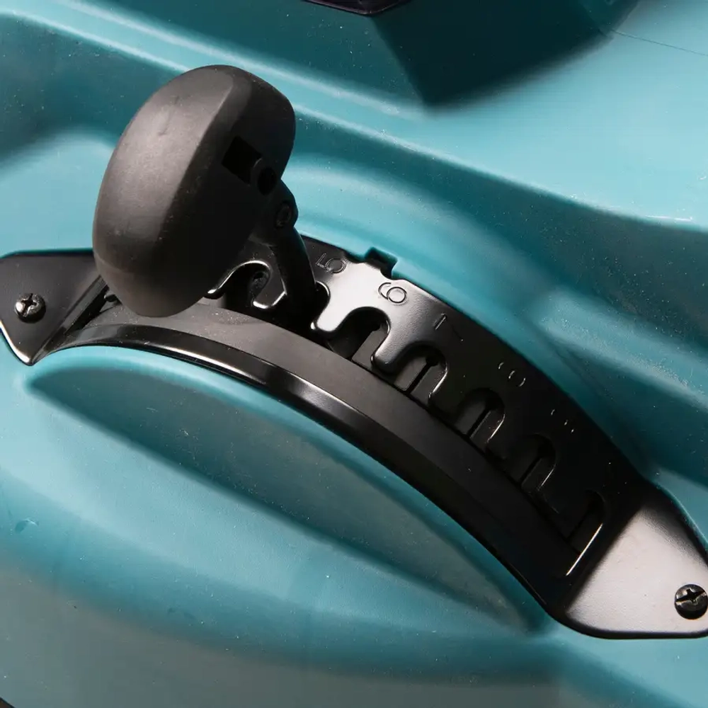 Аккумуляторная газонокосилка Makita DLM481CT2