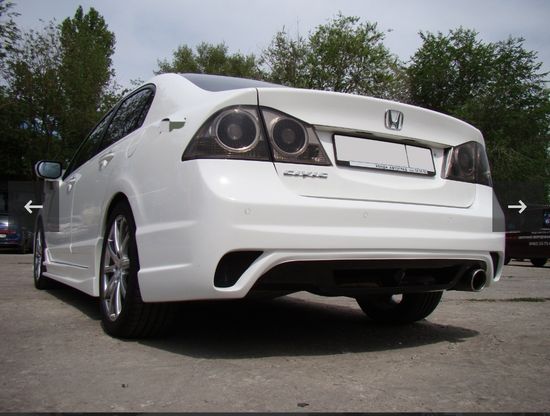 Задний бампер INGS EXTREEM для Honda Civic 8(VIII) 4D