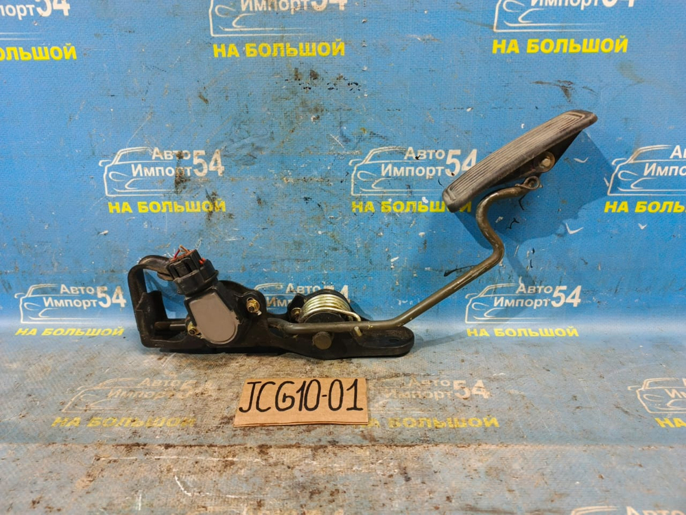 Педаль газа TOYOTA BREVIS 2002
