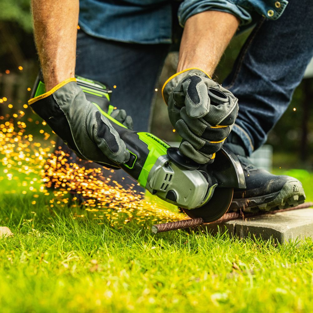 Угловая шлифовальная машина акк. Greenworks GD24AG, 24V, б/щет, 125 мм, 10500 об/мин,1x8Ач,быстрое ЗУ,кор (3200207CUH)