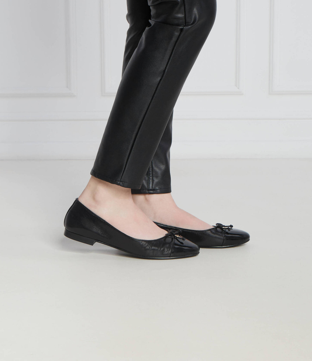 Кожаные балетки cap-toe TORY BURCH - черный(154511)