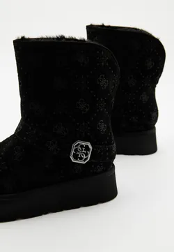 Полусапоги женские GUESS DOLSAY