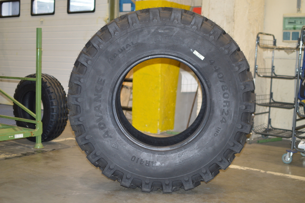 440/80R24 IND 161A8 AR410 TL IND