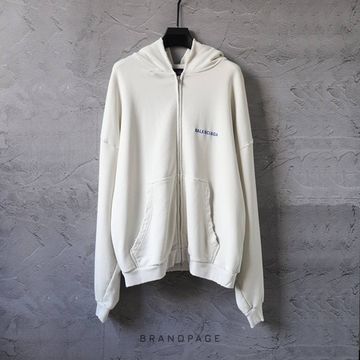 Худи белое от Balenciaga BP5-736925
