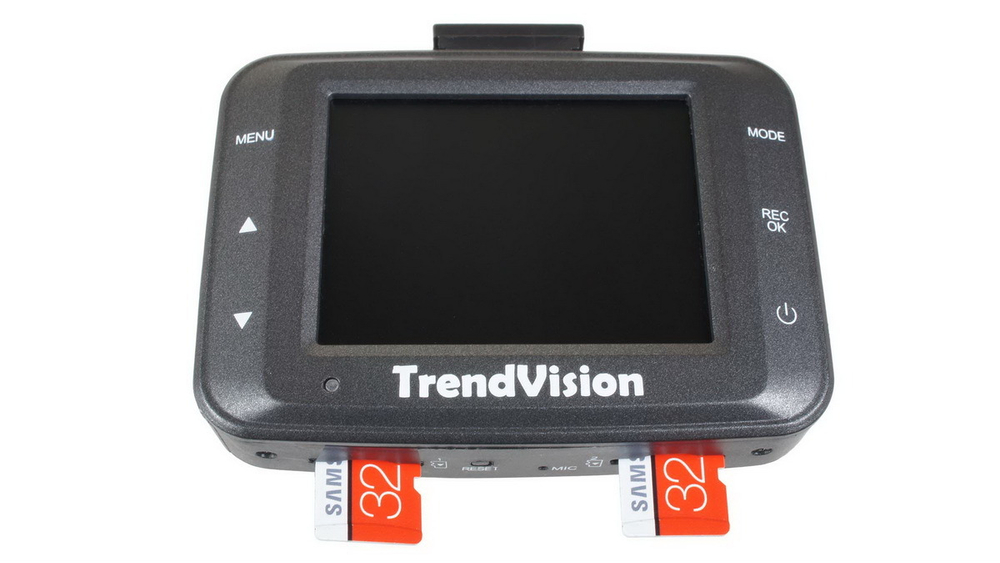 Автомобильный видеорегистратор TrendVision TDR-250