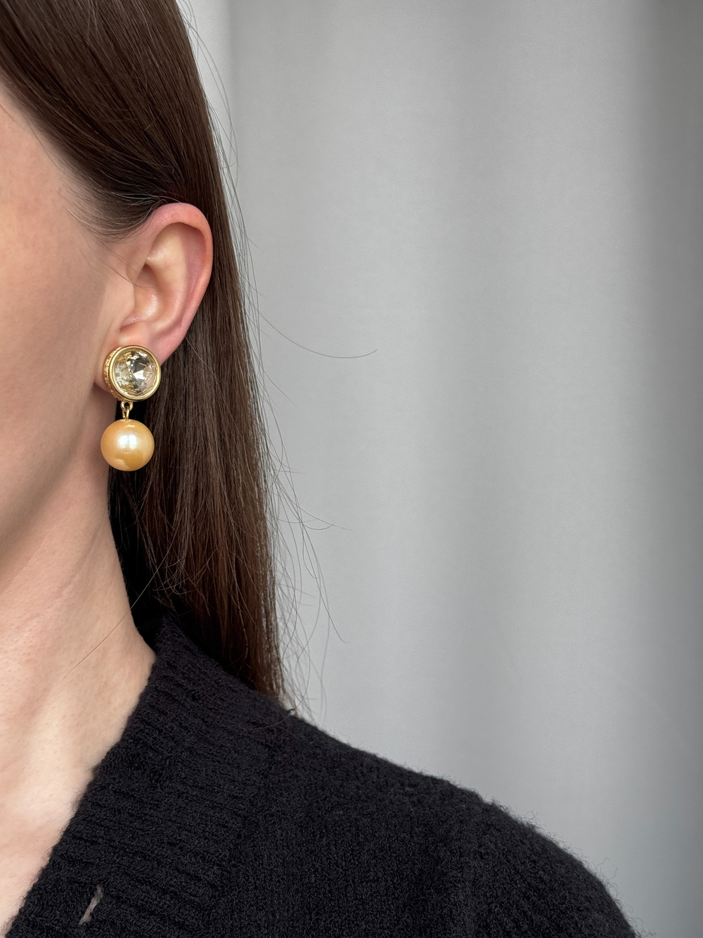 Клипсы с кристаллами и «жемчугом» Givenchy