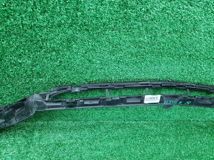 Кронштейн переднего бампера Mercedes E W213 16-21