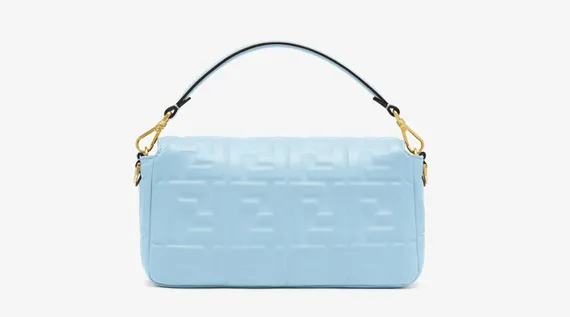 Сумка из кожи Fendi Baguette голубой