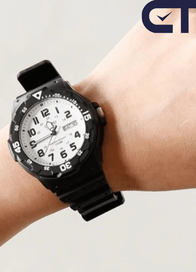 CASIO MRW-200H-7B — спортивные аналоговые часы с вращающимся безелем