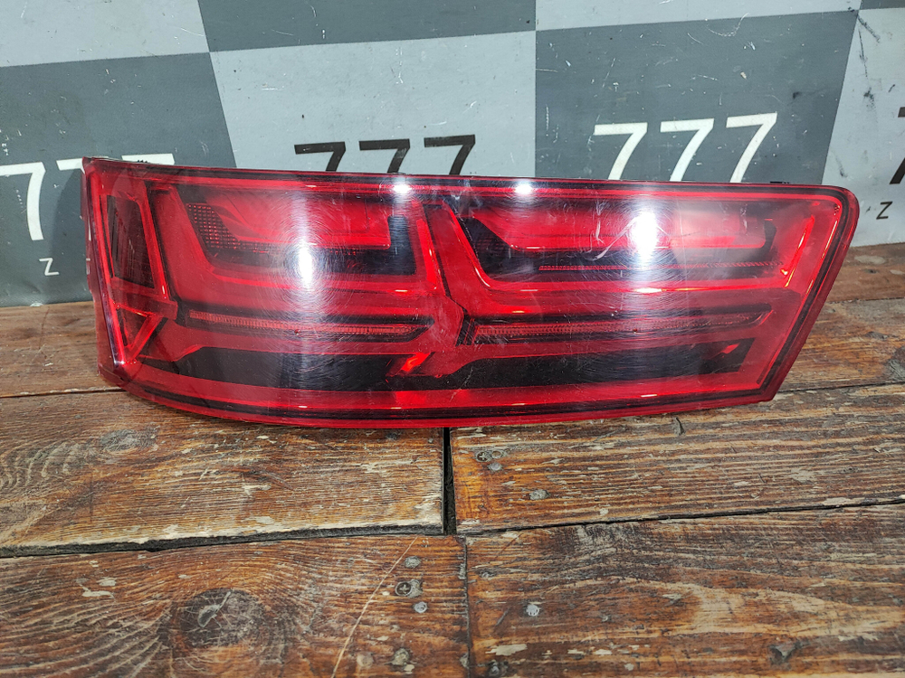 Фонарь задний левый Audi Q7 (4M) 15-19 Б/У Оригинал 4M0945093E