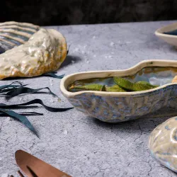 Блюдо для подачи 22,7*6,5 см h7,5 см 195 мл с крышкой Groundnut Northern Blue Frutti di Mare [1]